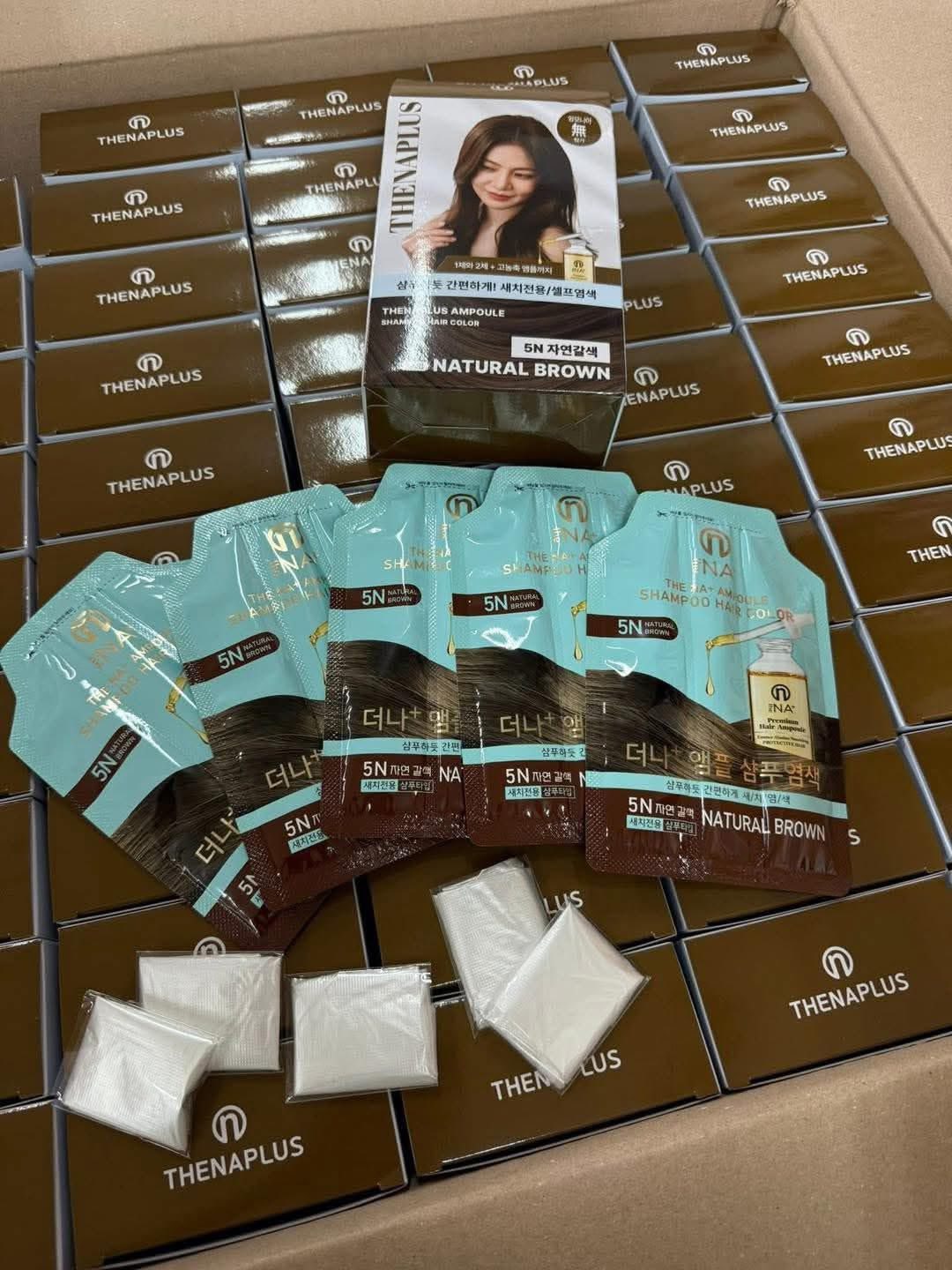 THE NA+ Dyeing Ampoule Shampoo